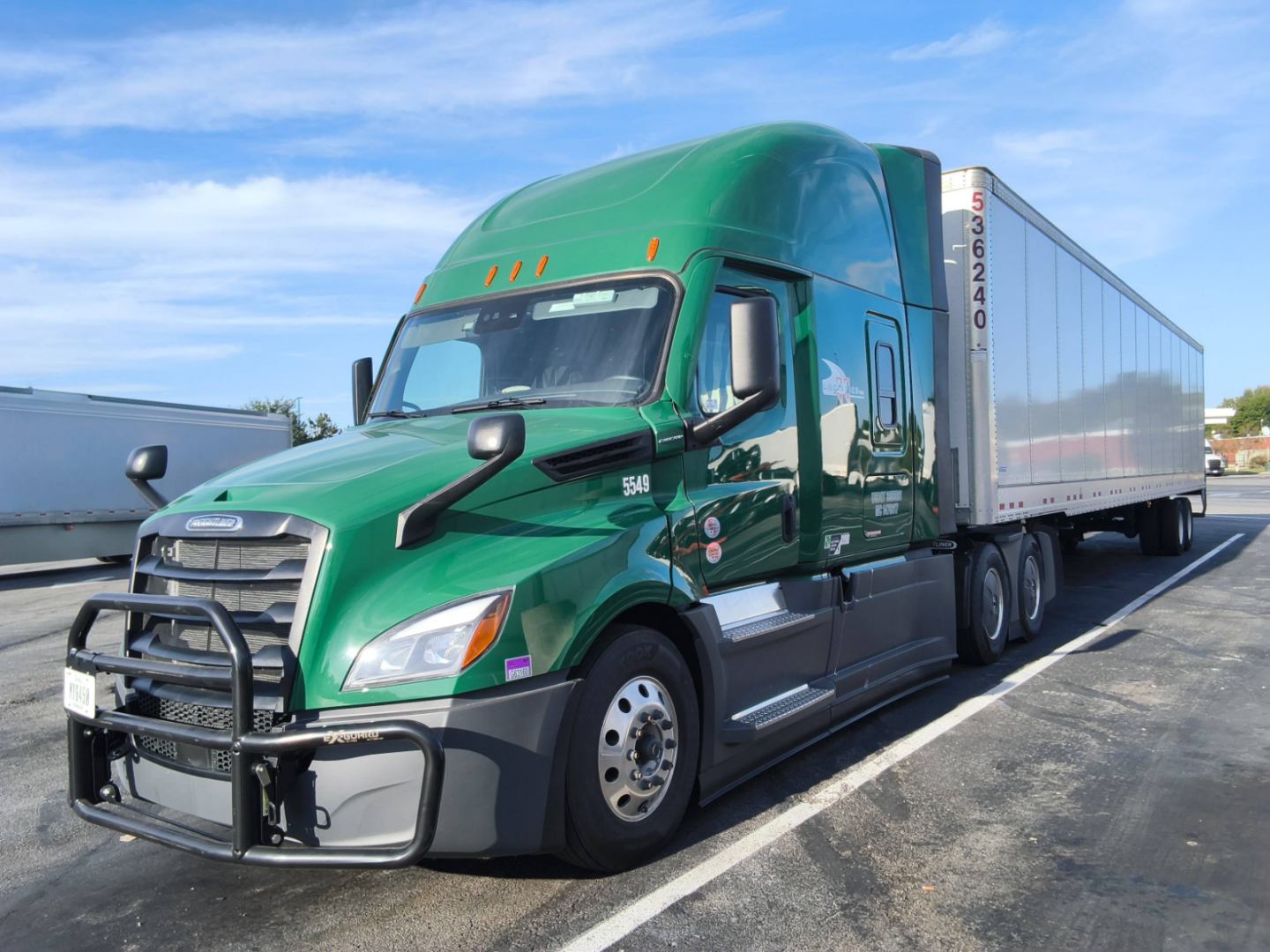 JJ Logistics Freightliner Cascadia truck with 53ft trailer